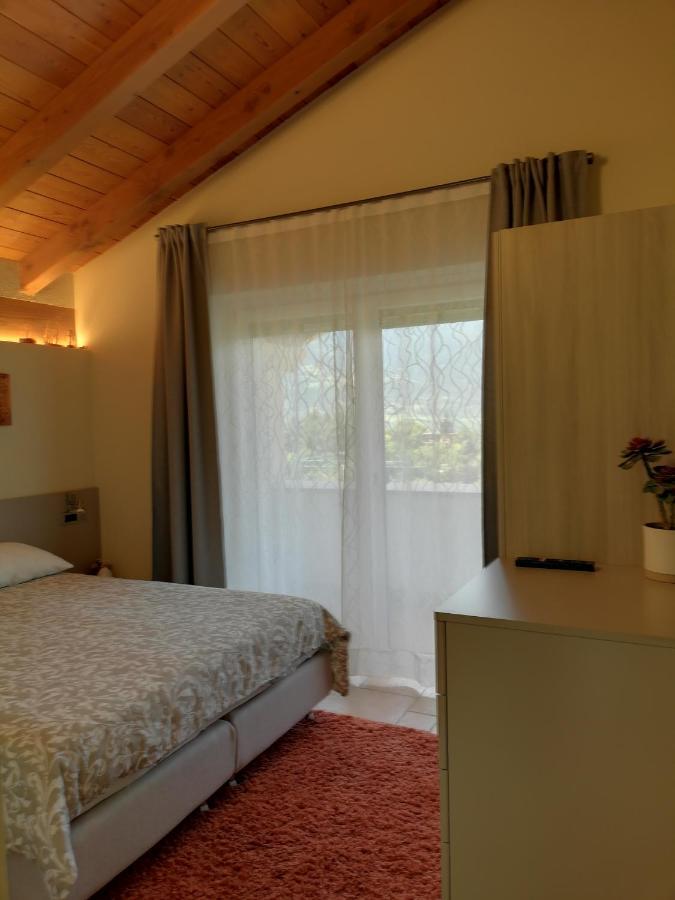 A&G Apartment Aosta - Elegante Casa 100 Mq Su Due Piani Con Wi-Fi-Giardino-Parcheggio エクステリア 写真