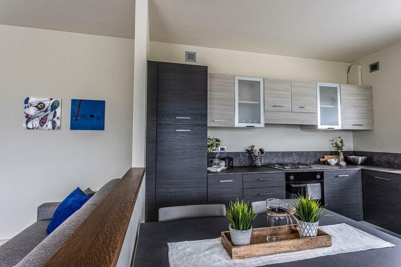 A&G Apartment Aosta - Elegante Casa 100 Mq Su Due Piani Con Wi-Fi-Giardino-Parcheggio エクステリア 写真
